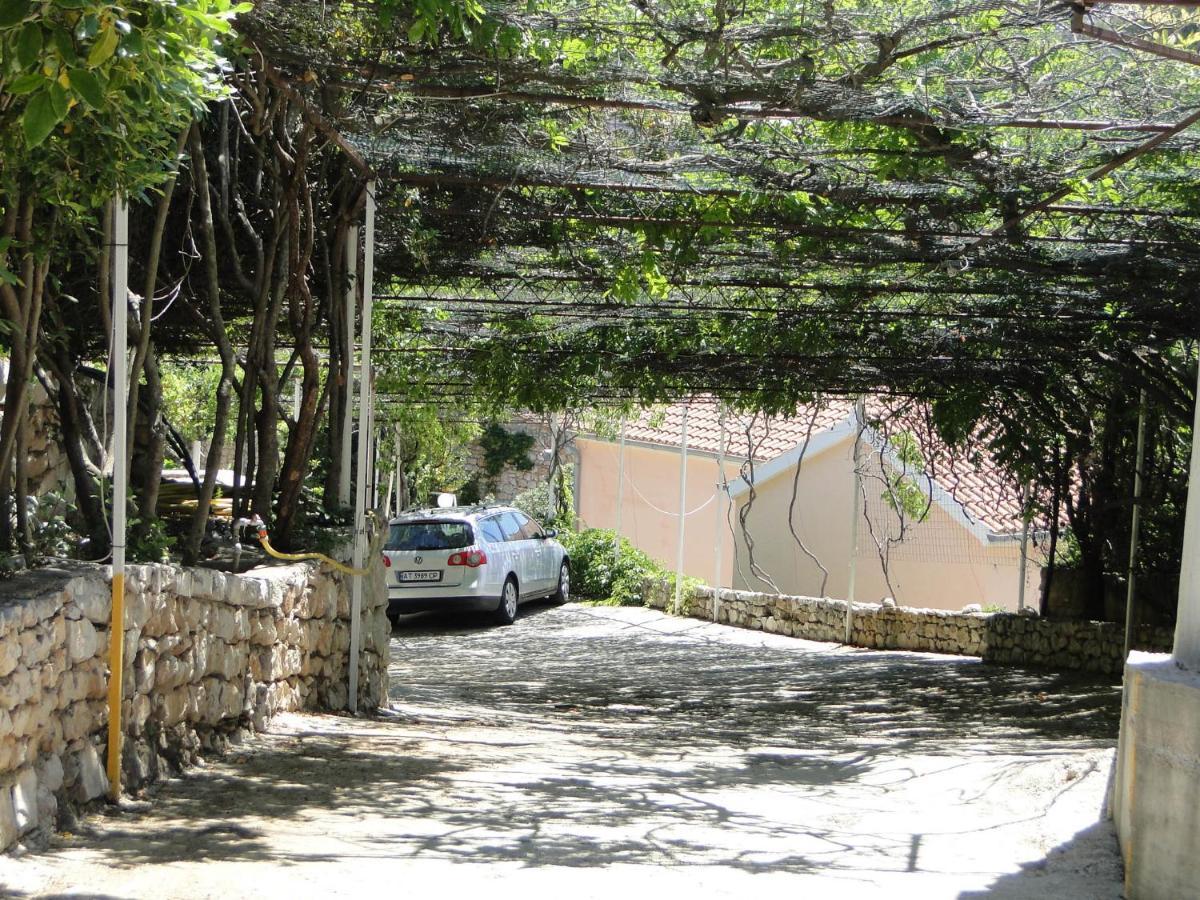 Rooms Tepli Bok Primosten Exterior photo