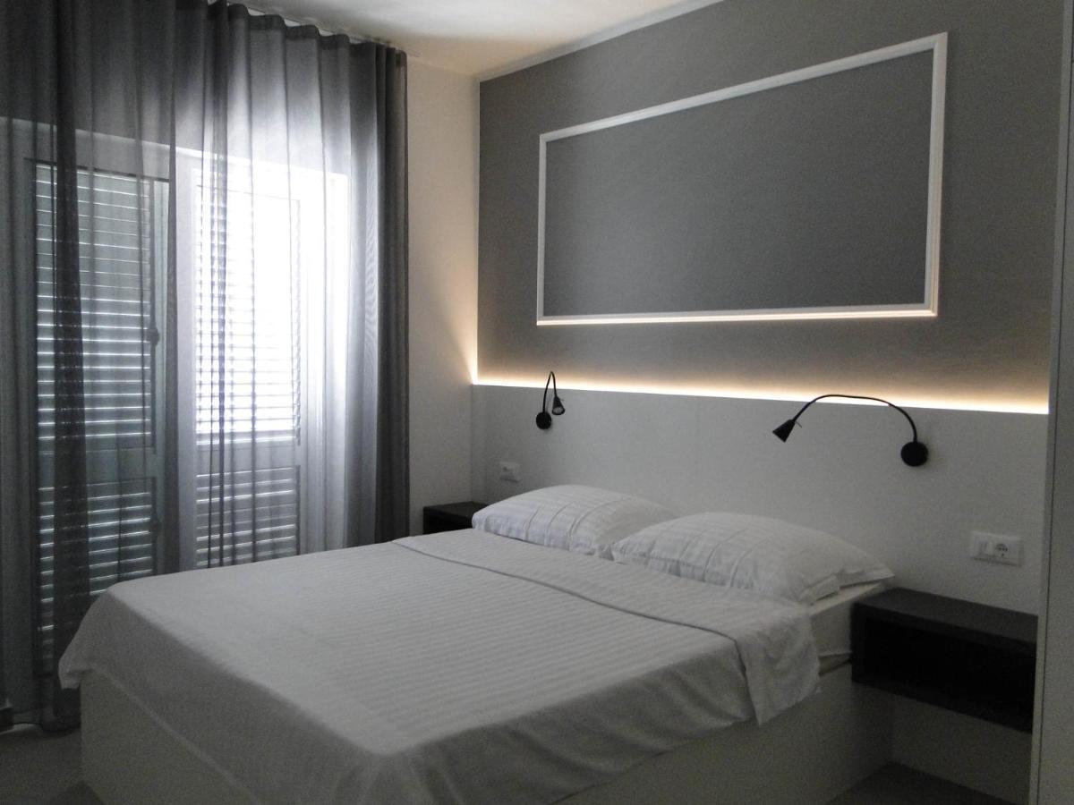 Rooms Tepli Bok Primosten Exterior photo
